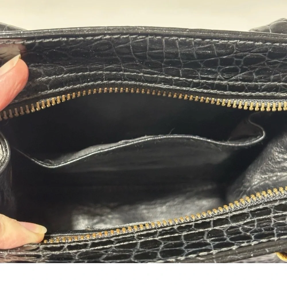 Vintage Versace Croc Embossed Crossbody - Picture 6 of 9